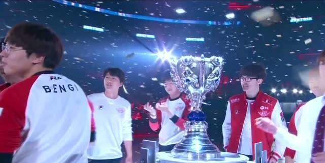 【快讯】HLTV最新世界排名：Astralis重返第一